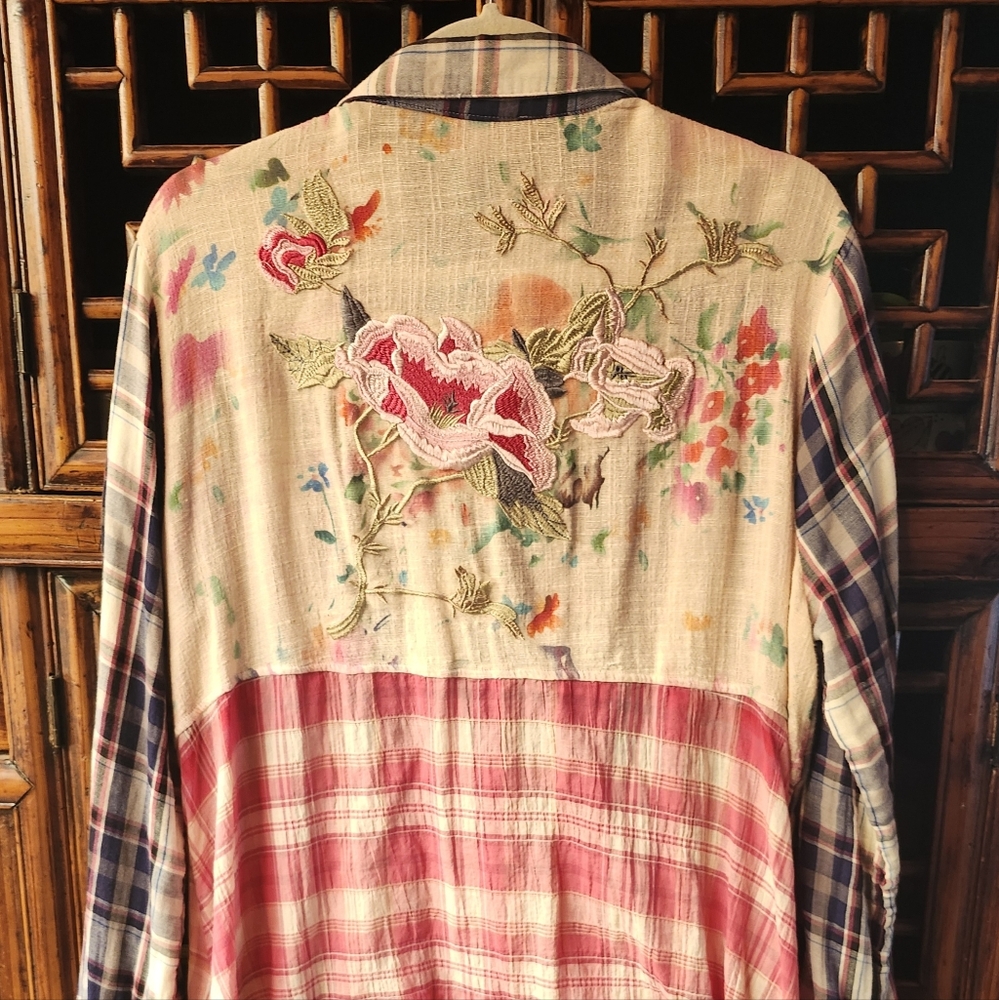 Philosophy plaid dress/kimono style layer piece